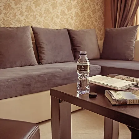 パークホテル プロブディフ 3*